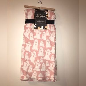 Pink Ghost Halloween Blanket